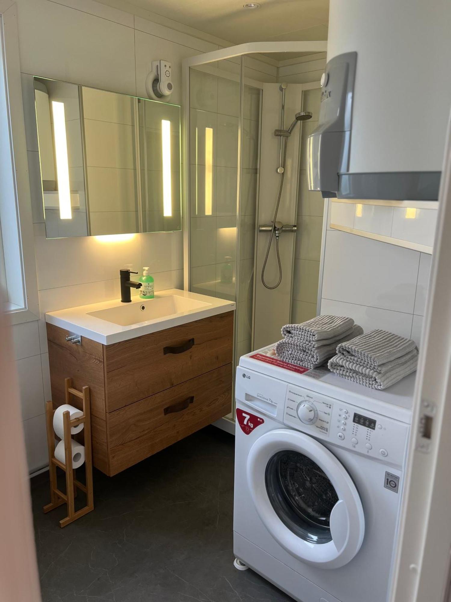 Sentrums Leilighet Kabelvåg Buitenkant foto